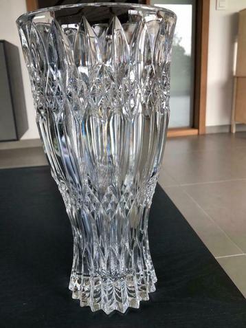 Magnifique vase en cristal