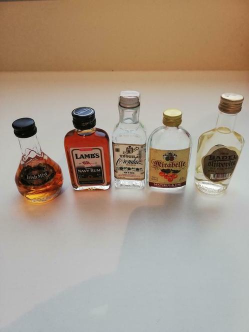 Lot 7 - diverse - 5 stuks, Verzamelen, Overige Verzamelen, Zo goed als nieuw, Ophalen of Verzenden