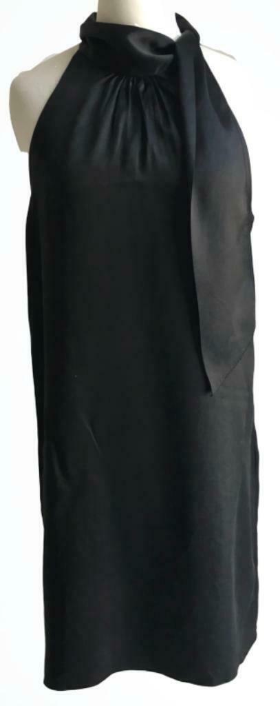 Mont St Michel zijde jurk - 36:38, Kleding | Dames, Jurken, Zo goed als nieuw, Maat 38/40 (M), Zwart, Knielengte, Verzenden