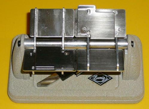 Eumig lijmpers voor 8 mm en 16 mm film (doos 9), Audio, Tv en Foto, Filmrollen, Ophalen of Verzenden