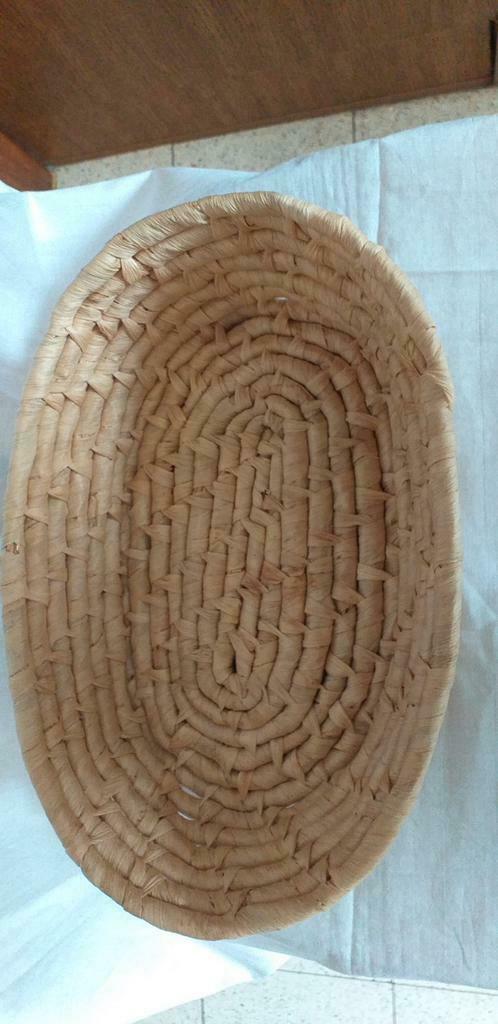 raffia broodmand, Huis en Inrichting, Woonaccessoires | Schalen en Manden, Gebruikt, Mand, Ovaal, Overige materialen, Ophalen of Verzenden