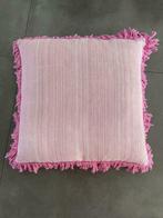 SIA DECORATION groot kussen met een hoes van 59x59, Huis en Inrichting, Zo goed als nieuw, Roze
