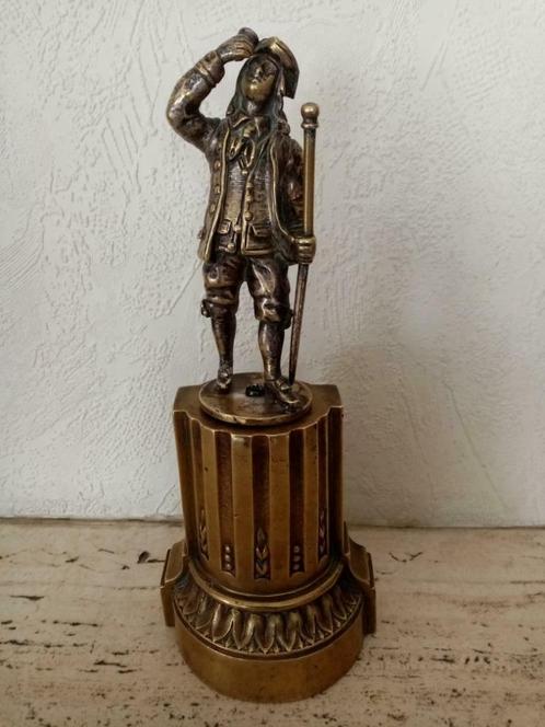 La  statue Régule/laiton "Fauconnier" des années 70s (13/25c, Antiquités & Art, Antiquités | Bronze & Cuivre, Bronze, Enlèvement ou Envoi