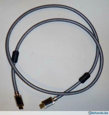 Hdmi , en andere kabels beschikbaar voor biedingen