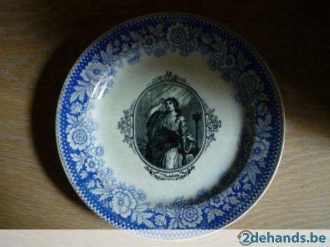 Assiette Boch Keramis Ste Madeleine fin XIXème