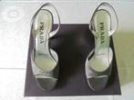 PRADA lederen damessandalen mt. 38,5 ** NIEUW **, Kleding | Dames, Schoenen, Ophalen, Sandalen of Muiltjes, Grijs, Nieuw