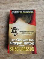 Boek Stieg Larsson - The Girl With The Dragon Tattoo, Boeken, Romans, Gelezen, Stieg Larsson, Ophalen of Verzenden