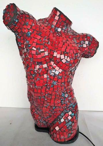Mannelijke torso sfeerlampen kleurrijk mozaiekglas handwerk