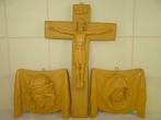 Croix antique crucifix antique Triptyque plâtre antique 1900, Enlèvement ou Envoi