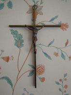 crucifix cuivre 12,5cm x 19,5cm vintage antique, Enlèvement ou Envoi