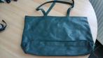 sac à main vert en cuir   H: 27x44x11 cm, Bijoux, Sacs & Beauté, Comme neuf, Vert, Sac à main, Enlèvement ou Envoi