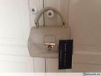 Nieuwe mini beige handtas Emmy Wieleman, Handtassen en Accessoires, Tassen | Damestassen, Ophalen of Verzenden, Gebruikt