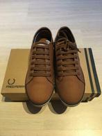 Fred Perry * Maat 40 * 60 € * NIEUW * Levering BXL, Bruin, Nieuw, Sneakers, Autre