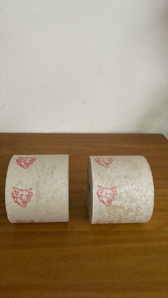 Zeer zeldzaam paar oude Laughing Cow kratrollen, Verzamelen, Merken en Reclamevoorwerpen, Ophalen of Verzenden