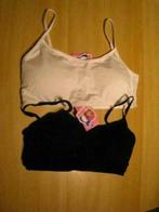 2 voorgevormde A- cup sport BH's, Kleding | Dames, Ophalen of Verzenden, Wit, BH