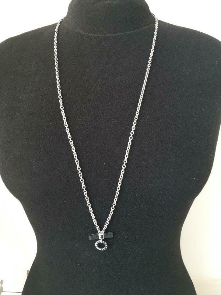 Nieuwe ketting van Dyrberg Kern., Handtassen en Accessoires, Kettingen, Nieuw, Overige materialen, Zilver, Met hanger, Verzenden