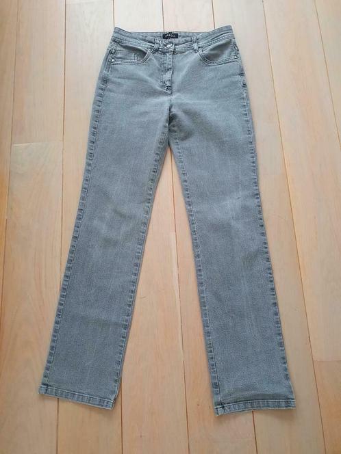 Grijze jeans Caroll - maat 38, Kleding | Dames, Spijkerbroeken en Jeans, Gedragen, W30 - W32 (confectie 38/40), Grijs, Ophalen of Verzenden
