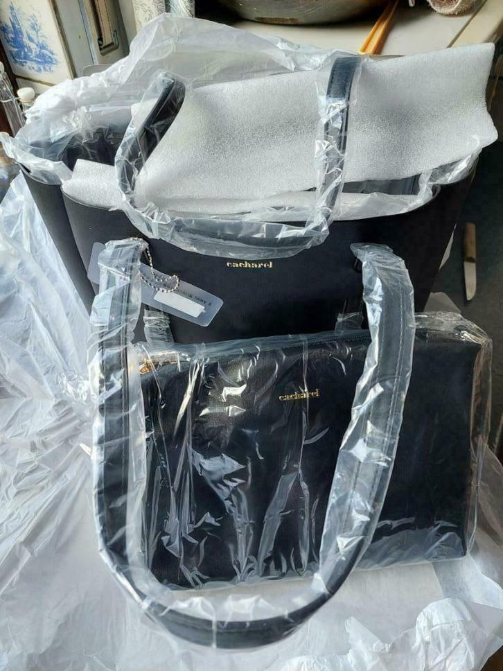 Shopper Cacharel, twee items, Handtassen en Accessoires, Tassen | Damestassen, Nieuw, Handtas, Ophalen of Verzenden