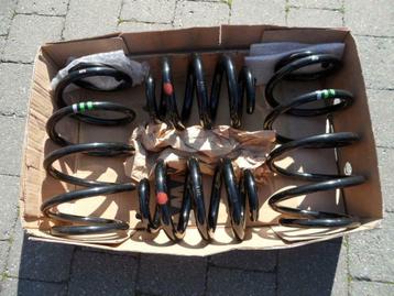  Originele veren VW Transporter/Caravelle/Multivan beschikbaar voor biedingen