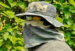 Militaria Gecamoufleerde hoed met gezicht naar beneden F476, Ophalen of Verzenden, Overige soorten, Overige typen