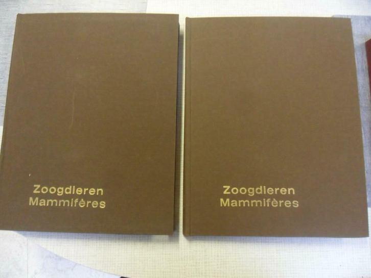 zoogdieren / mammiferes fort deel I en II, Boeken, Prentenboeken en Plaatjesalbums, Zo goed als nieuw, Ophalen of Verzenden