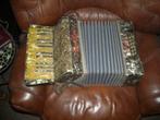 Antieke accordeon Meinel & Herold Klingenthal, Ophalen, Gebruikt, Toetsaccordeon, Met riemen