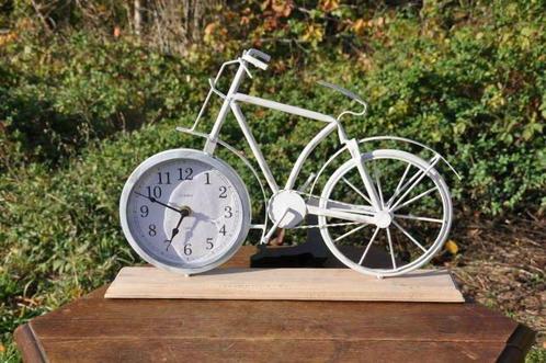 horloge a poser forme vélo, Huis en Inrichting, Woonaccessoires | Klokken, Gebruikt, Ophalen of Verzenden