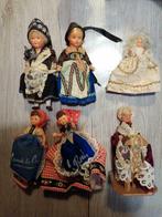 6 poupées vintage en costume traditionnel