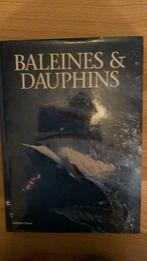 Baleines et dauphins, Comme neuf