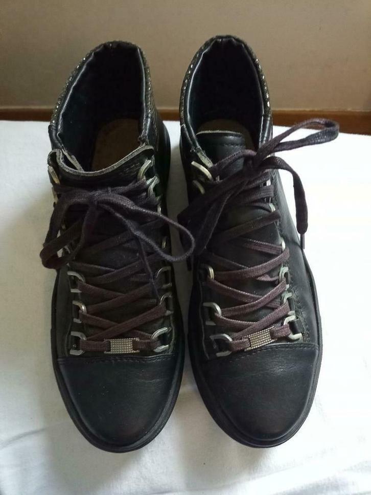 Balenciaga maat 40 *heel goede staat*, Kleding | Dames, Schoenen, Zo goed als nieuw, Zwart, Ophalen of Verzenden