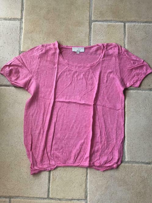 T-shirt essentiel girls meisjes 16 jaar of dames maat xs/s, Vêtements | Femmes, T-shirts, Enlèvement ou Envoi