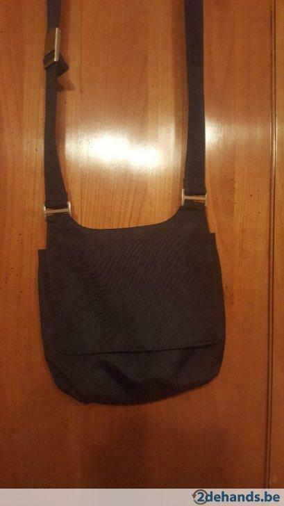 kipling blauwe schoudertas, Handtassen en Accessoires, Tassen | Damestassen, Gebruikt, Blauw, Ophalen of Verzenden