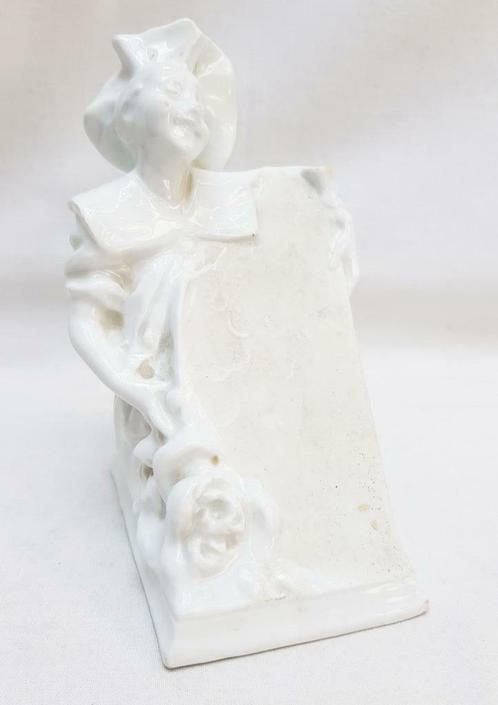 MENU figurine en porcelaine cuisinier - Van Hove, Antiquités & Art, Antiquités | Porcelaine, Enlèvement ou Envoi