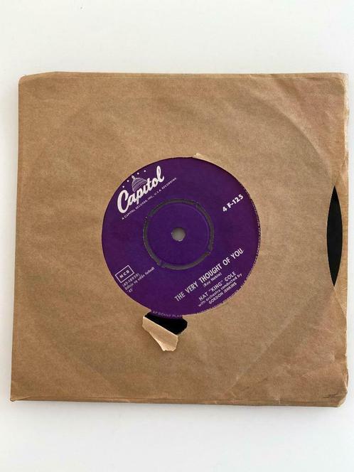 45 RPM  Nat King Cole ‎– The Very Thought Of You 1958, CD & DVD, Vinyles | Jazz & Blues, Utilisé, Jazz, 1940 à 1960, Autres formats