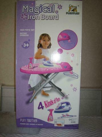 strijkplank voor kind beschikbaar voor biedingen