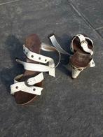 Pumps maat 35, Kleding | Dames, Beige, Ophalen of Verzenden, Schoenen met hoge hakken, Gedragen