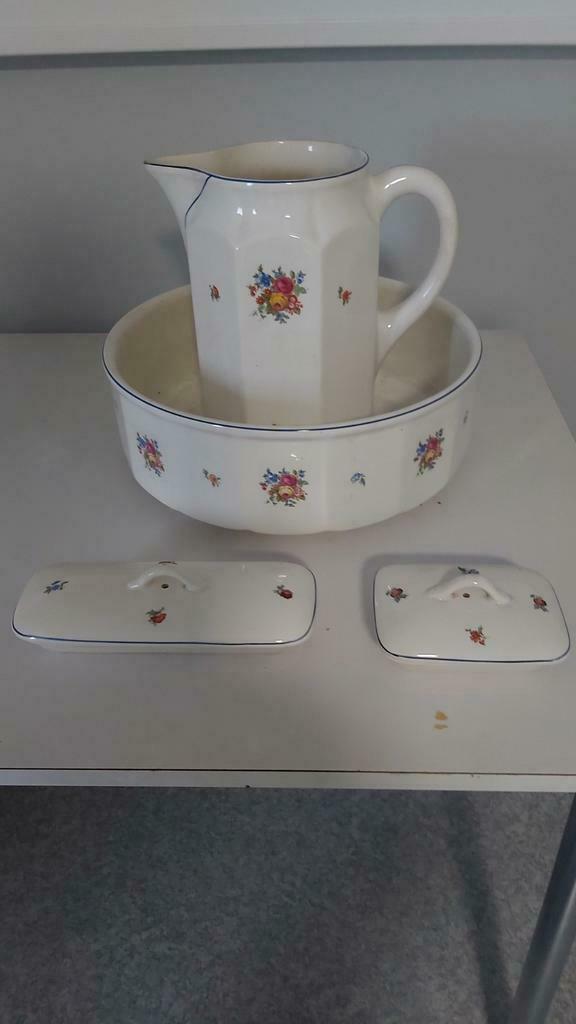 Antieke waskom met inschenkkan, twee zeepbakjes, Antiek en Kunst, Curiosa en Brocante, Ophalen of Verzenden