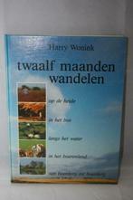 Boek - Twaalf Maanden Wandelen - Harry Wonink - Terra, Boeken, Natuur, Gelezen, Natuur algemeen, Ophalen of Verzenden