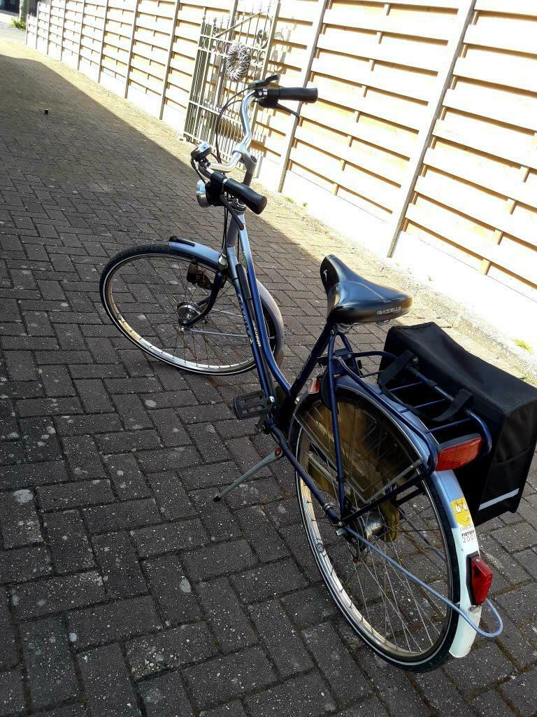 ② Gazelle Fiets Vrouwen Framemaat \u003d 53 cm — Fietsen | Racefietsen — 2dehands