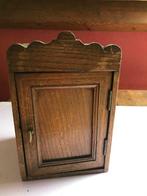 petite armoire antique, Enlèvement ou Envoi