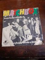 45T Matchbox : Buzz buzz a diddle it, CD & DVD, Enlèvement ou Envoi