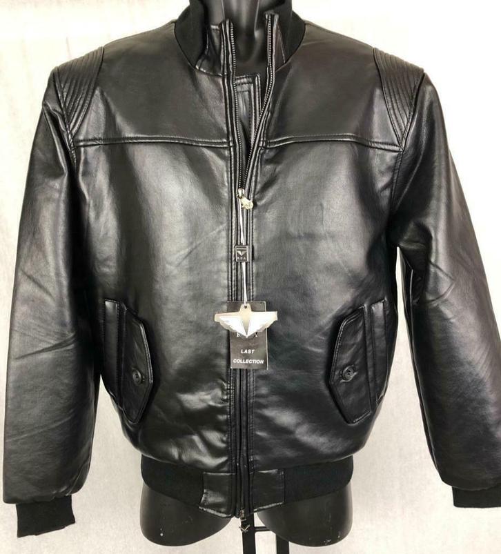 Namaakleder vest van Rea.  -  XL, Kleding | Heren, Jassen | Winter, Nieuw, Maat 56/58 (XL), Zwart, Verzenden