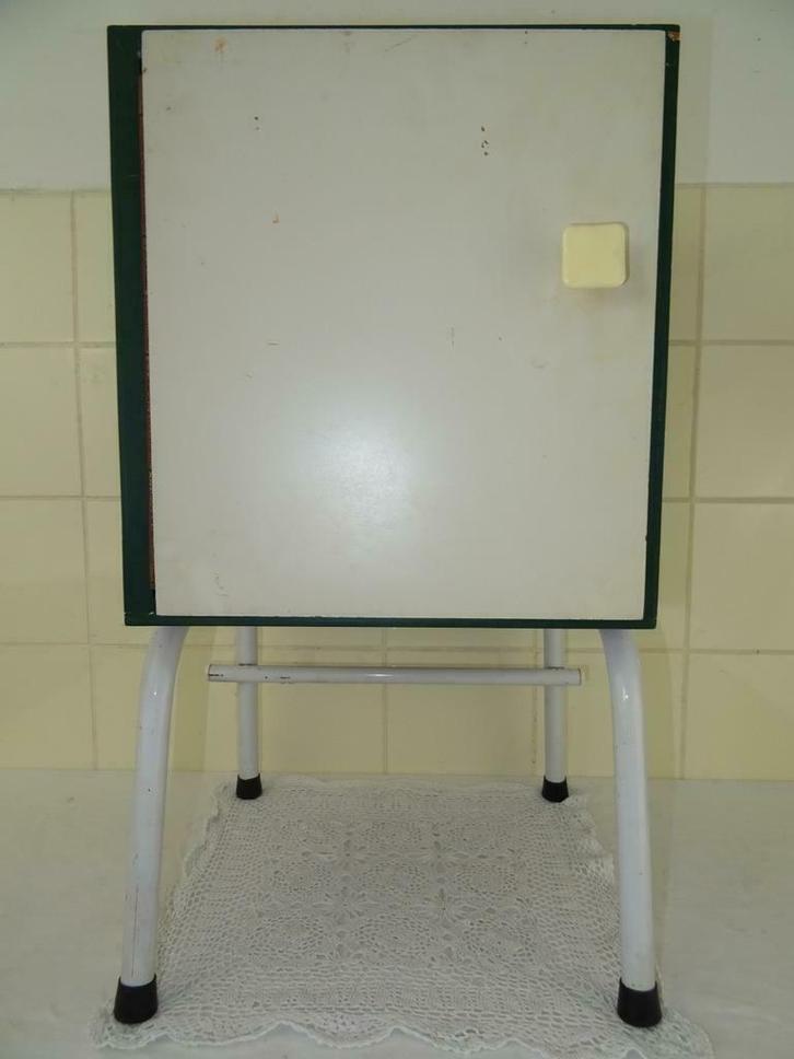 Vintage kastje nachtkastje Space Age stijl Retro nachtkastje, Verzamelen, Retro, Huis en Inrichting, Ophalen of Verzenden