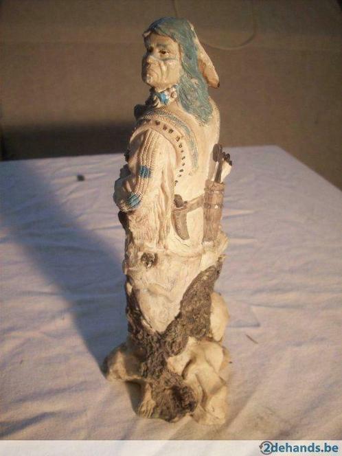 beeldje van indiaan  met vredes pijp, Antiquités & Art, Art | Sculptures & Bois, Enlèvement