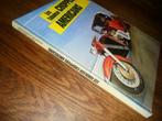 livre les fabuleux choppers americains 1983 harley honda v8, Livres, Motos, Général, Utilisé, Enlèvement ou Envoi, Alberto martinez