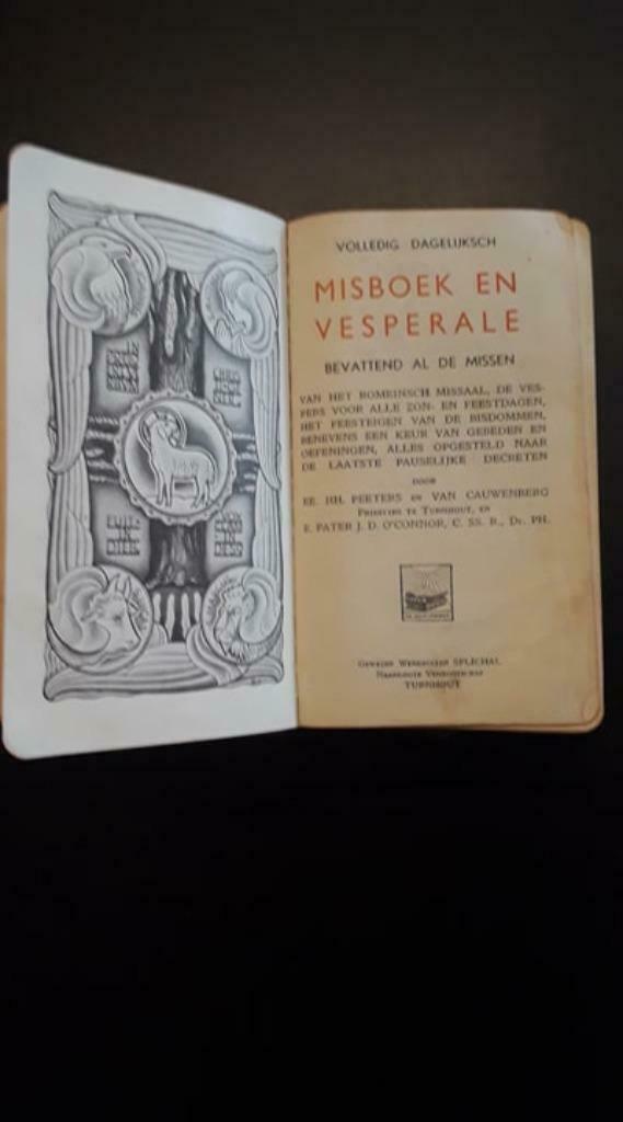 Misboek en vesperale, Boeken, Godsdienst en Theologie, Gelezen, Christendom | Katholiek, Ophalen
