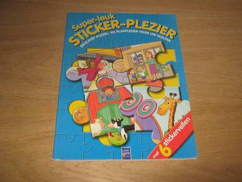 Puzzel - stickerboek, Kinderen en Baby's, Speelgoed | Educatief en Creatief, Zo goed als nieuw, Puzzelen, Taal en Lezen, Ontdekken