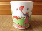 mug tasse avec dessin campagne chasse au papillon en arcopal, Comme neuf, Tasse(s) et/ou soucoupe(s)