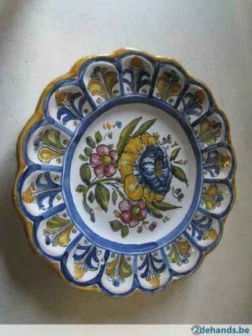 Assiette peinte d'Espagne, Antiquités & Art, Antiquités | Céramique & Poterie, Enlèvement ou Envoi
