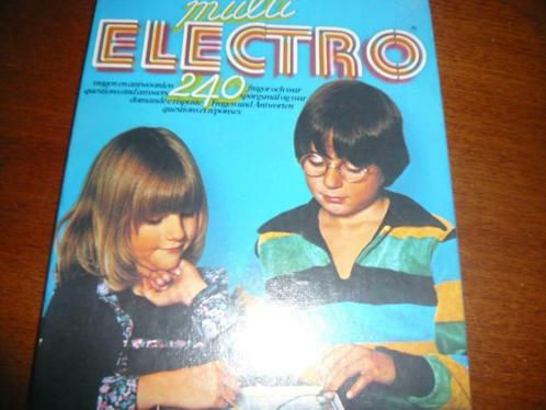 Jeu Electro vintage 1978 de 240 questions., Hobby & Loisirs créatifs, Jeux de société | Jeux de plateau, Utilisé, 1 ou 2 joueurs